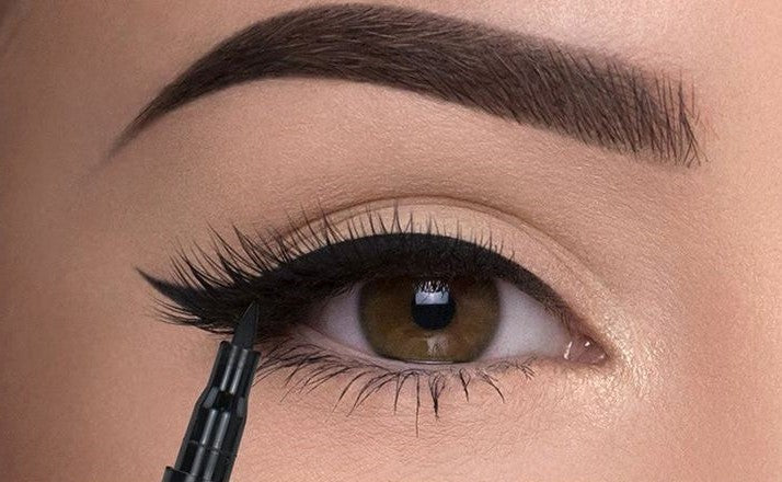 What color should a novice choose eyeliner? Learn how to find the right eyeliner for you!